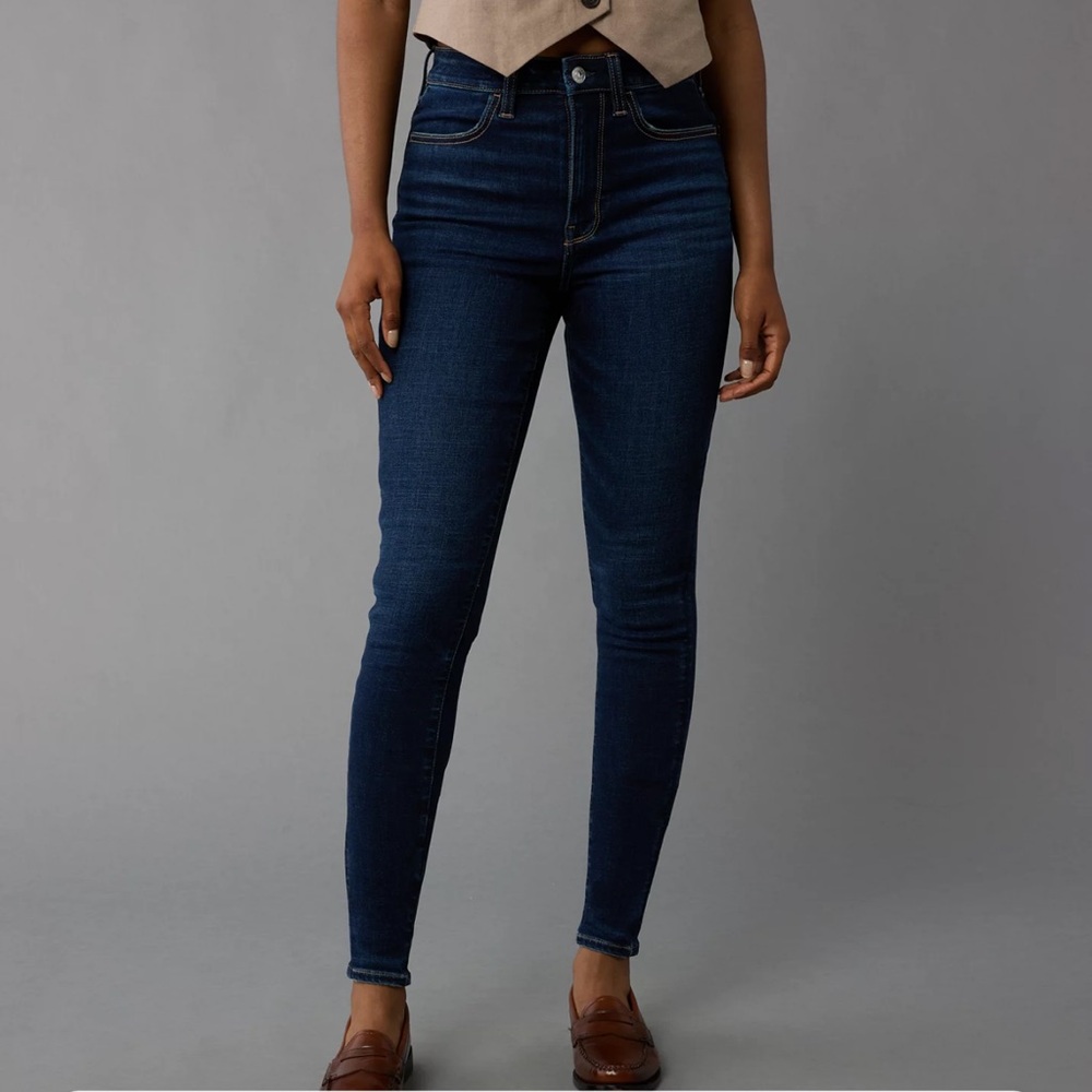 American Eagle Outfitters sky high leggings high waisted jeans